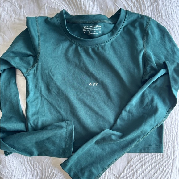 437 Workout Set - Picture 6 of 8